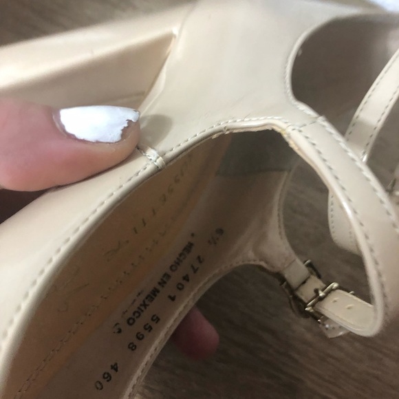 Carlos Rossetti Womens Size 6.5 Patent Block Heels -Bone Color Pink Strap Heels - Picture 5 of 11
